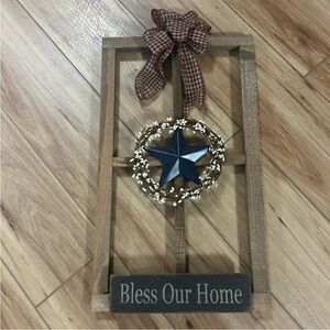 Rustic Wall Decor with Star and Bow